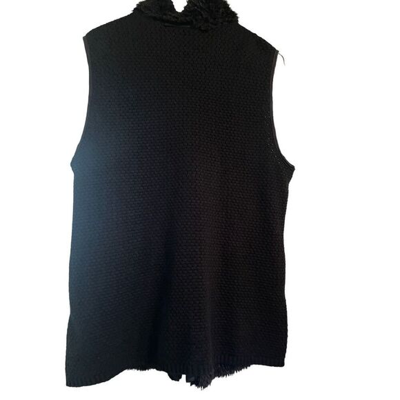 Women's Chico's Sleeveless High Neck Zip Quilted Black Vest Size 2 (L) - Picture 1 of 13